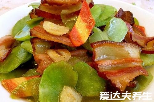 萵筍的營(yíng)養(yǎng)價(jià)值及功效，利尿通乳效果好很適合產(chǎn)婦食用