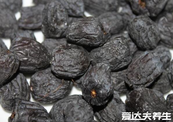 真正的傳統(tǒng)補(bǔ)腎食物黑棗圖片，實(shí)際上屬柿子而不是紅棗烏棗