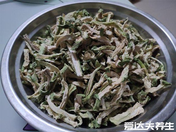 蘿卜咸菜的腌制方法，教你三步腌出香脆可口的蘿卜條