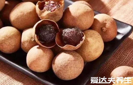 桂圓干怎么吃能直接吃嗎，可以還能煲湯/泡茶效果都不錯(cuò)