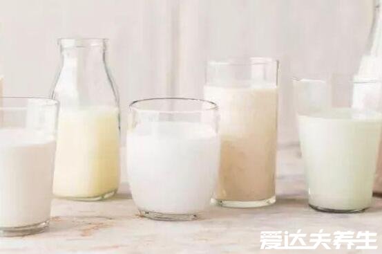 生牛乳是什么意思它與純牛奶有什么區(qū)別，看清這三點(diǎn)千萬別融混