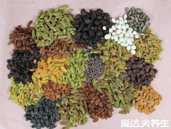 吃葡萄干有什么好處，能預(yù)防貧血和心腦血管疾病并降低膽固醇