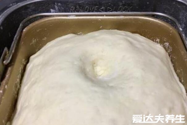 沒有酵母粉怎么發(fā)面，制作酵頭或用白酒/蜂蜜/小蘇打都可