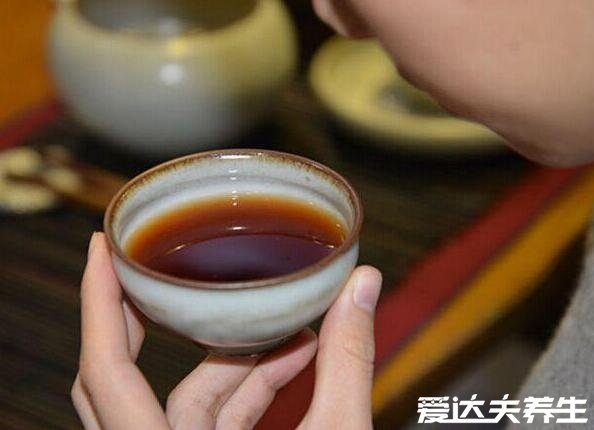 喝普洱茶有什么好處，能暖胃養(yǎng)胃其防癌抗癌效果也是茶中最好的