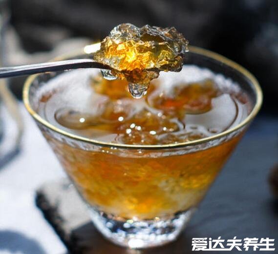 桃膠雪燕皂角米的功效與作用禁忌，適合產(chǎn)婦滋補(bǔ)但孕婦不能吃