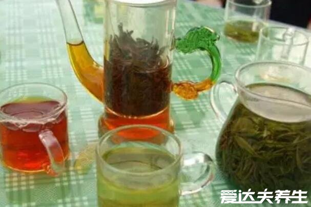 紅茶和綠茶的區(qū)別，從外觀到制作工藝到口感皆有區(qū)別