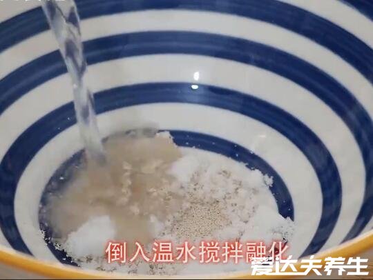 做饅頭怎么發(fā)面才松軟，酵母和面粉的比例十分中重要(附步驟圖)