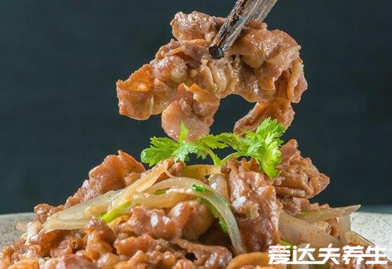 羊肉不能和什么一起吃，羊肉相克食物大全(與茶同食引起便秘)