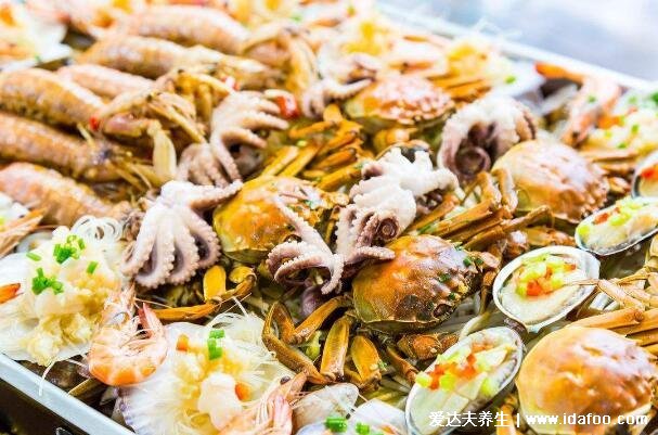 吃海鮮不能吃什么，五種食物要遠(yuǎn)離(啤酒/維C/冷飲)