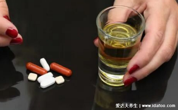 頭孢和酒一起喝有什么后果會(huì)死嗎，半小時(shí)內(nèi)出現(xiàn)反應(yīng)嚴(yán)重致死