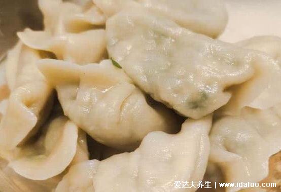 蒸餃子需要多長時(shí)間，一般10到20分鐘(時(shí)間也和餃子皮餡有關(guān))