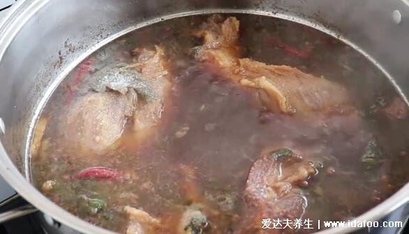 鹵牛肉的制作方法和步驟視頻，7個步驟燉出肉香濃郁的牛肉