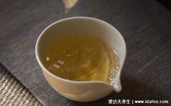 鴨屎香是什么茶功效如何，鴨屎香茶適合什么人喝(半發(fā)酵烏龍茶)