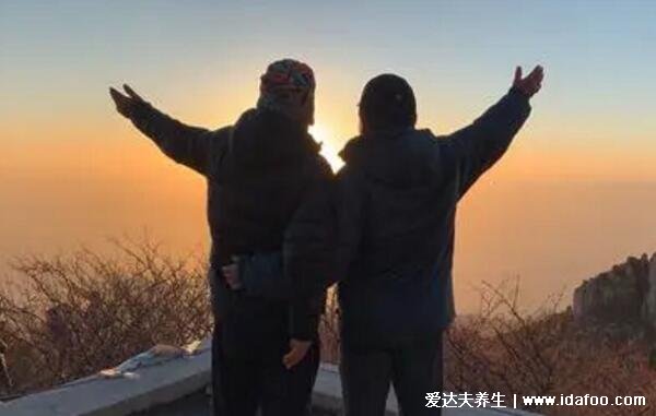 為什么夫妻不能爬泰山，傳言相愛之人會沒有好結果(6種人不能爬)